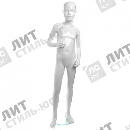 Манекен детский, стилизованный, белый глянец, для одежды в полный рост, на 10 лет, стоячий прямо, правая рука согнута в локте